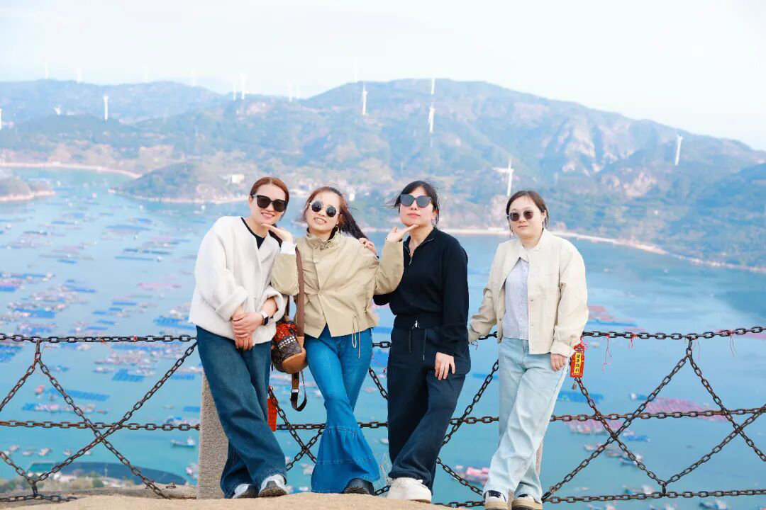 和你一起去看海|三月与丽人,一起拥抱春天